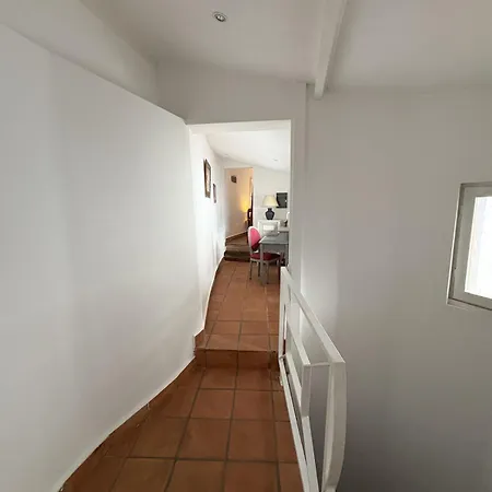 Provencal Au Centre-ville De شقة